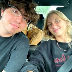 Meet your Posher, Addy